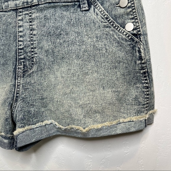 Acid Wash Rolled Jean Denim Bib Short Overalls Size XL - Picture 3 of 7